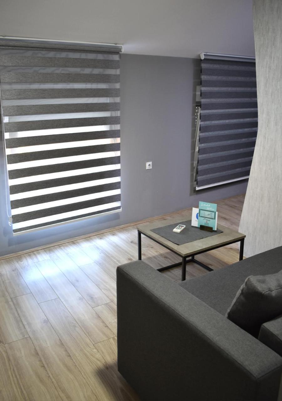 Apartmani Zrenjanin Exterior foto