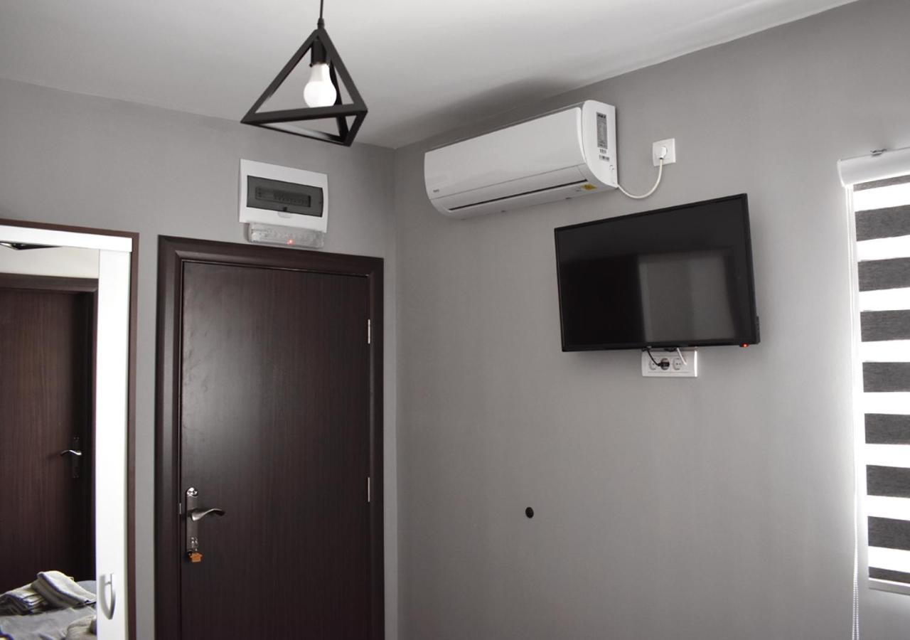 Apartmani Zrenjanin Exterior foto