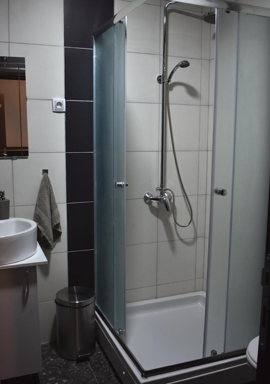 Apartmani Zrenjanin Exterior foto